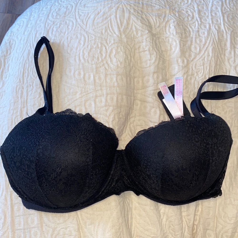 Victoria’s Secret pink push up bra